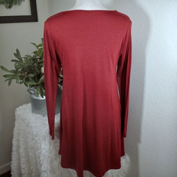 RUST/BURGUNDY DRESS WITH LACE HEM SZ.M EUC - Picture 2 of 3